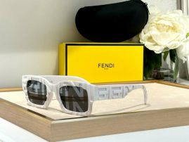 Picture of Fendi Sunglasses _SKUfw54112689fw